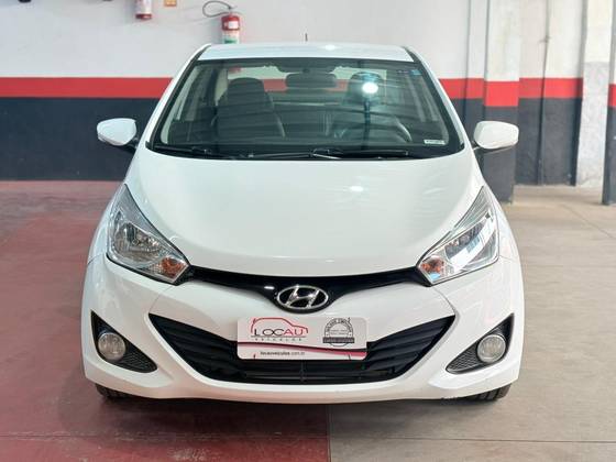 HYUNDAI HB20S 1.6 PREMIUM 16V FLEX 4P AUTOMÁTICO